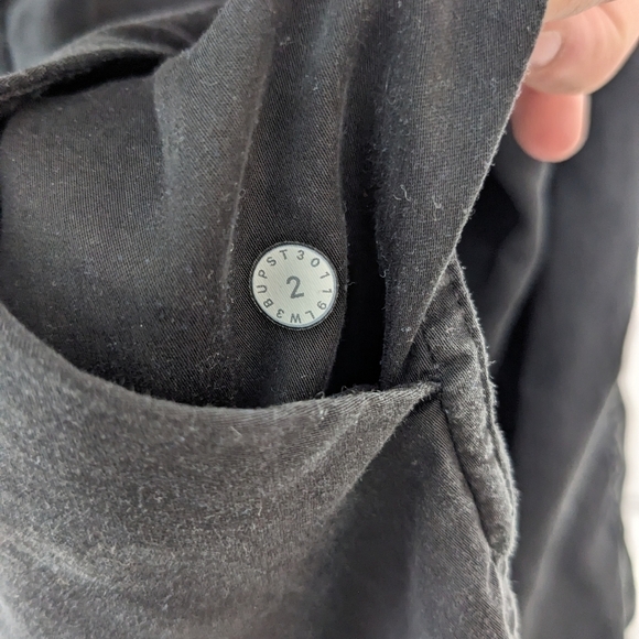 Lululemon City Stroll Jacket Women's 2 Black Full Button Snap Cinch Waist Tencel - Picture 5 of 7